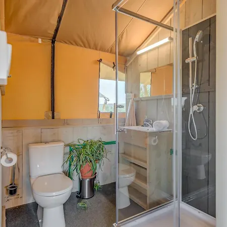 Adriatic Heritage Glamping No2 With Jacuzzi Donje Selo na Šolti