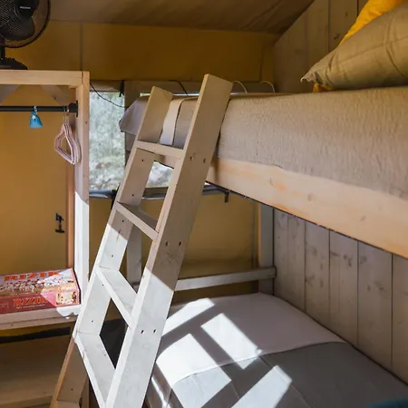 Adriatic Heritage Glamping No2 With Jacuzzi Donje Selo na Šolti