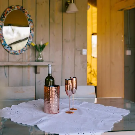 Adriatic Heritage Glamping No2 With Jacuzzi Campo de lujo *