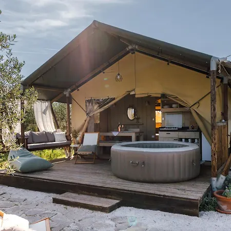 Adriatic Heritage Glamping No2 With Jacuzzi * Donje Selo na Šolti