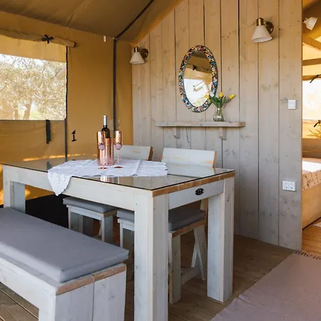 Adriatic Heritage Glamping No2 With Jacuzzi خيمة فخمة