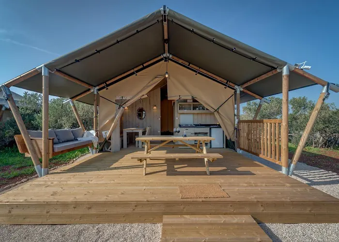Adriatic Heritage Glamping No2 With Jacuzzi *