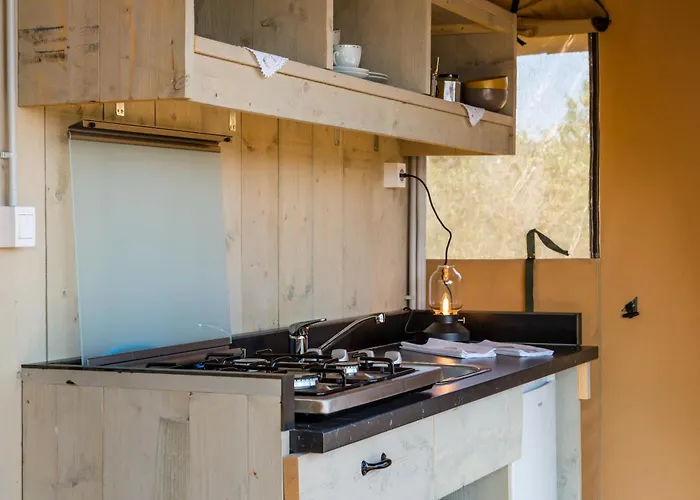 Campo de lujo Adriatic Heritage Glamping No2 With Jacuzzi *